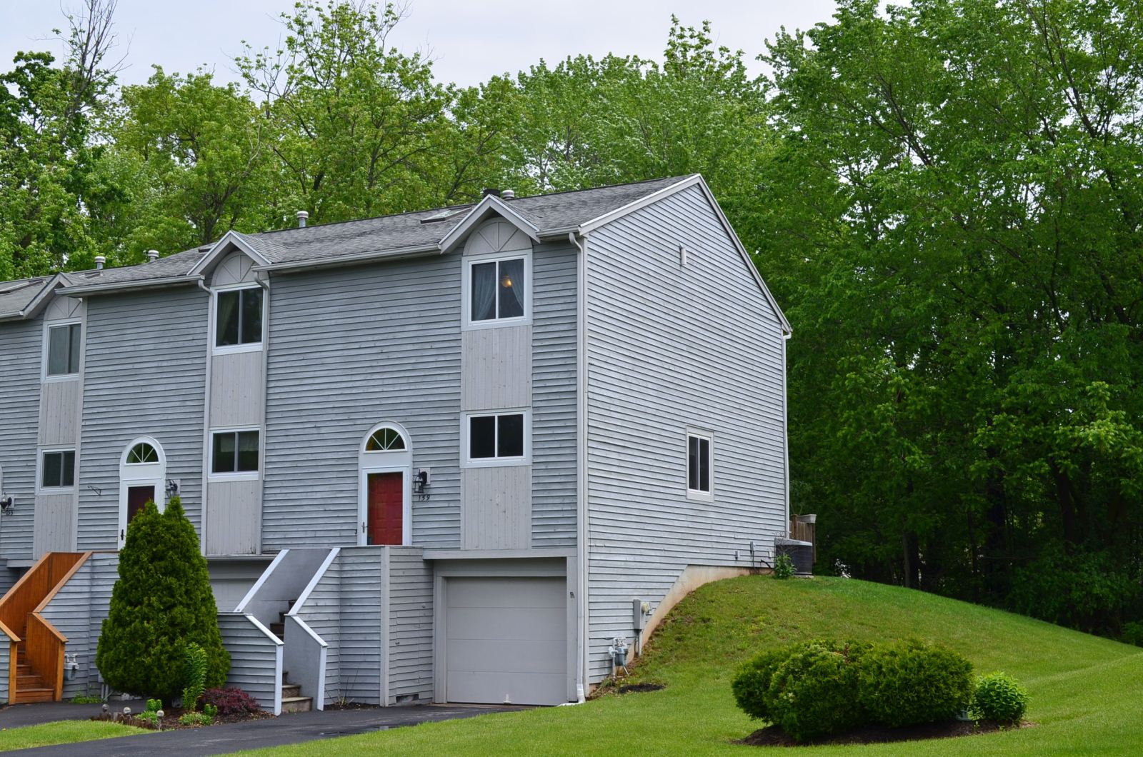 Townhouse in Liverpool New York, 159 Iron Oak Circle Central NY Real